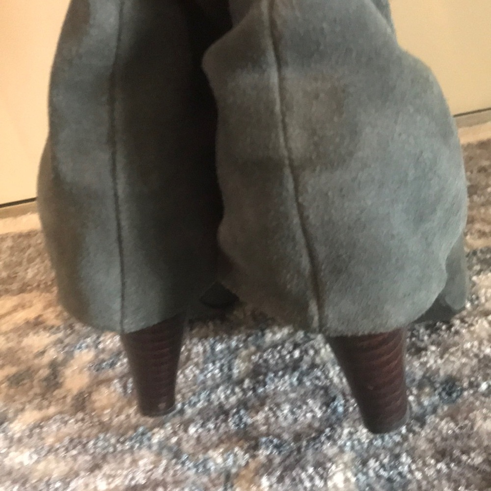 Steve Madden Gray Suede Booties - Picture 3 of 6